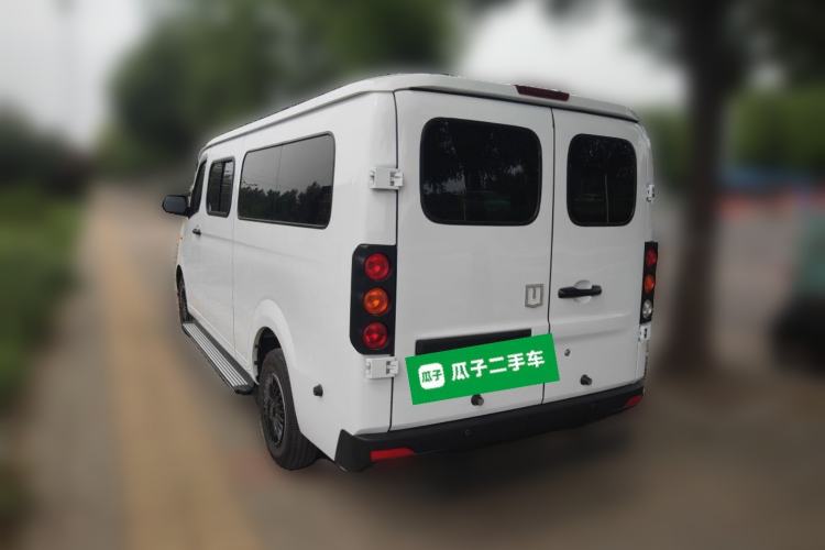 Used Farizon Xingxiang V  Rear Left 45 Deg