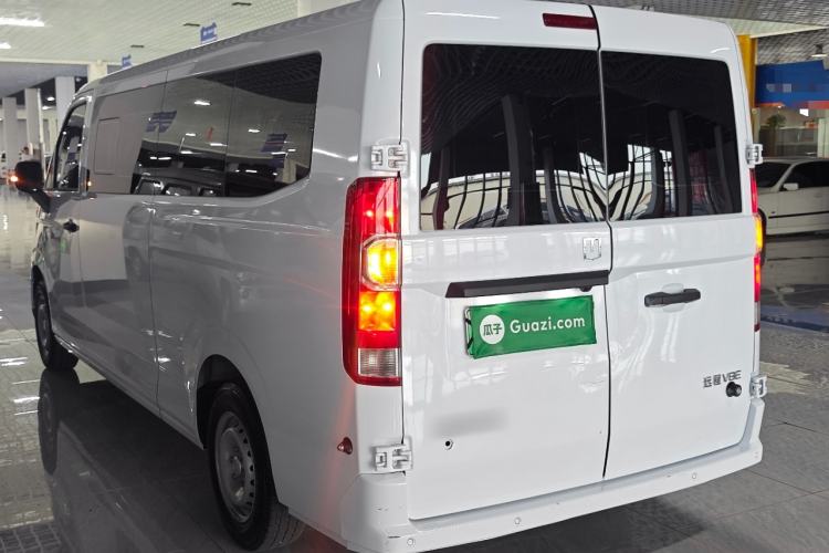 Used Farizon Xingxiang V 2026 Model V8E—Smart Function Edition 450km Rear Left 45 Deg