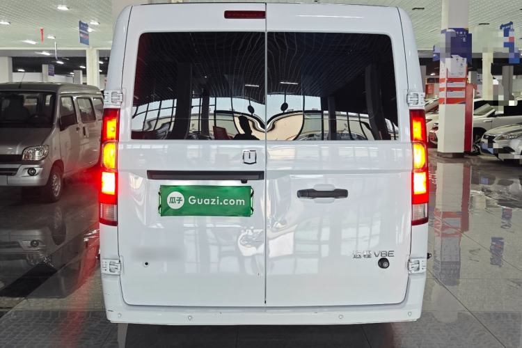 Used Farizon Xingxiang V 2026 Model V8E—Smart Function Edition 450km Rear