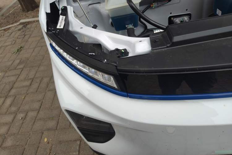 Used Farizon Xingxiang V  Right Front Headlight