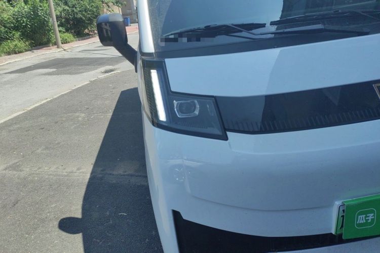 Used Farizon Xingxiang V 2026 Model V8E—Smart Function Edition 450km Right Front Headlight