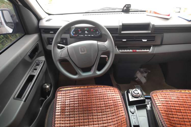 Used Farizon Xingxiang V  Steering Wheel