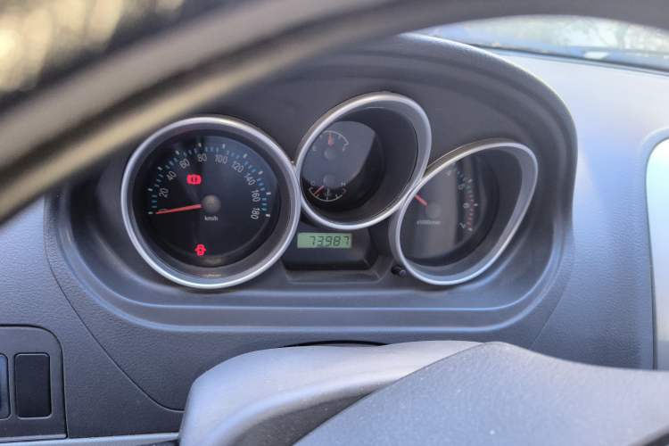 Used FAW 2012 CROSS 1.3L Manual Luxury Model Instrument Cluster