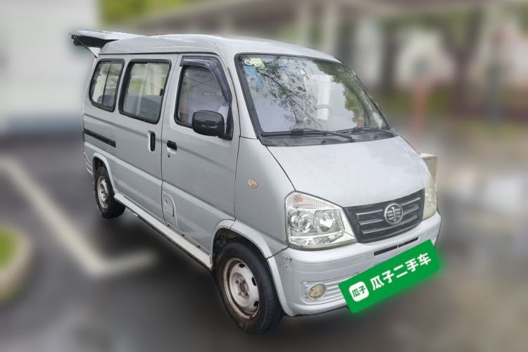 Used FAW Jiabao V52 2011 1.0L Practical Version LJ465QE1 Front Right 45 Deg