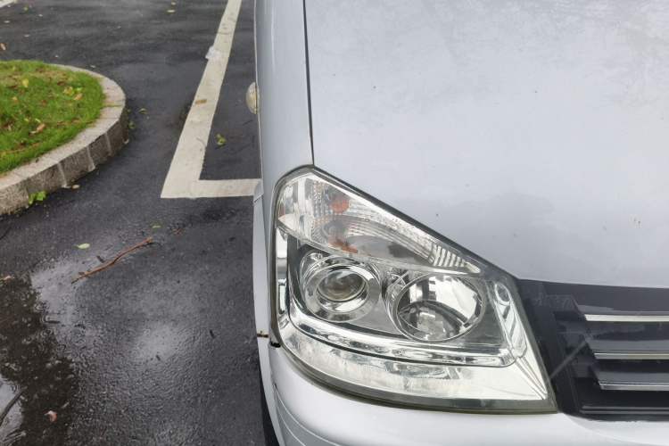 Used FAW Jiabao V52 2011 1.0L Practical Version LJ465QE1 Right Front Headlight