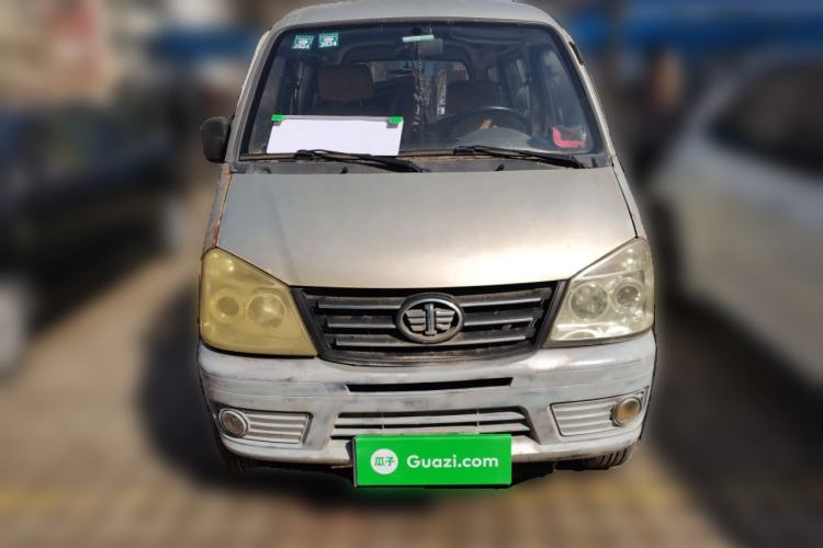 Used FAW Jiabao V52 2011 1.0L Practical Version LJ465QE1 Front