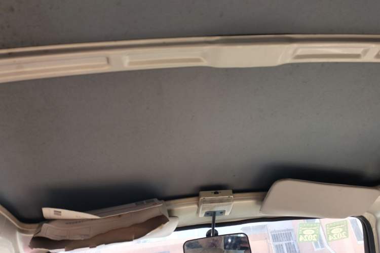 Used FAW Jiabao V52 2011 1.0L Practical Version LJ465QE1 Headliner