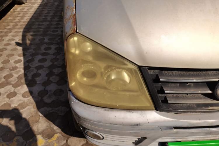 Used FAW Jiabao V52 2011 1.0L Practical Version LJ465QE1 Right Front Headlight