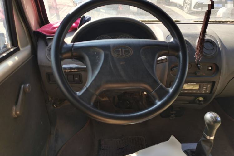 Used FAW Jiabao V52 2011 1.0L Practical Version LJ465QE1 Steering Wheel
