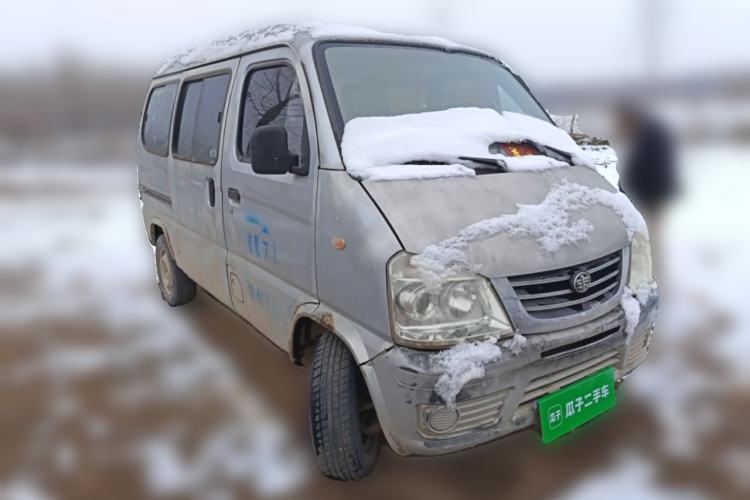 Used FAW Jiabao V52 2011 1.0L Practical Version LJ465QE1 Front Right 45 Deg