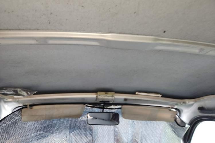Used FAW Jiabao V52 2011 1.0L Practical Version LJ465QE1 Headliner