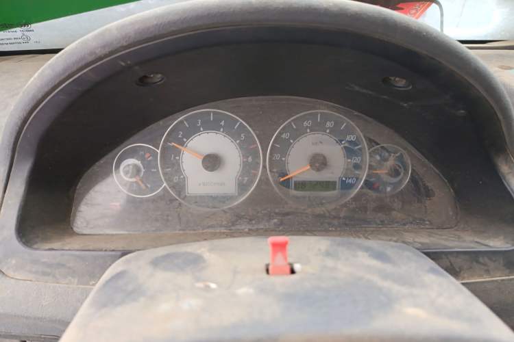 Used FAW Jiabao V52 2011 1.0L Practical Version LJ465QE1 Instrument Cluster
