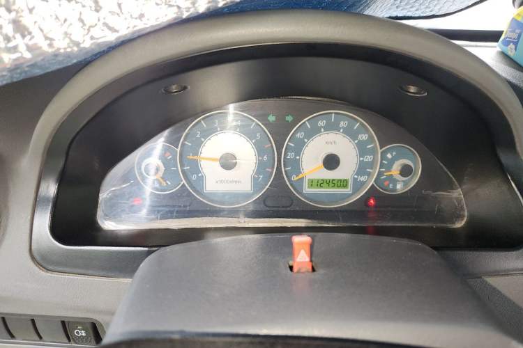 Used FAW Jiabao V52 2011 1.0L Practical Version LJ465QE1 Odometer Close Up