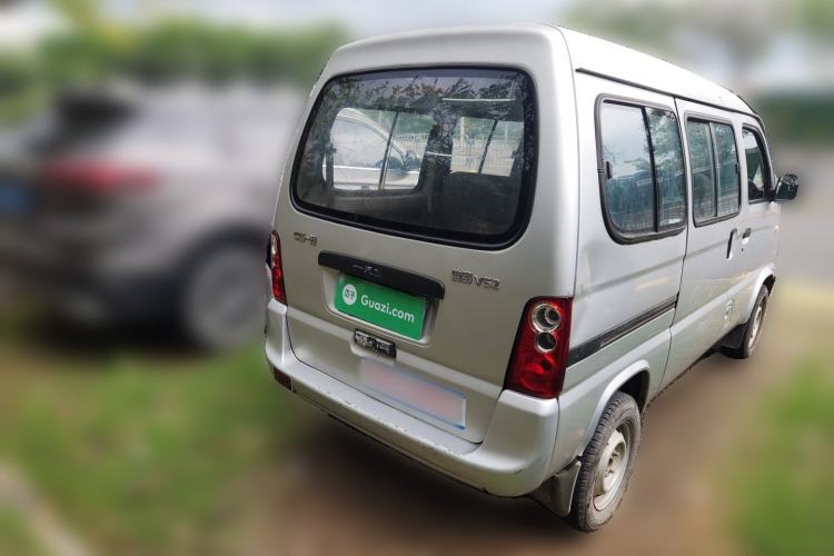 Used FAW Jiabao V52 2011 1.0L Practical Version LJ465QE1 Rear Right 45 Deg