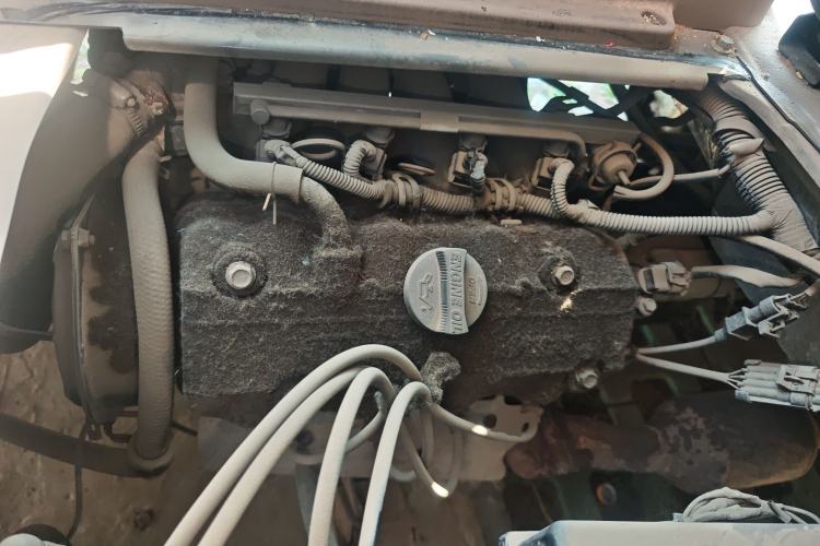 Used FAW Jiabao V70 2011 1.0L Standard Edition DA465QA Engine Bay