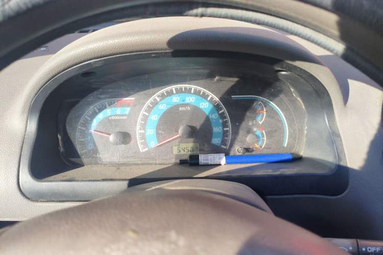Used FAW Jiabao V70 2011 1.0L Standard Edition DA465QA Instrument Cluster