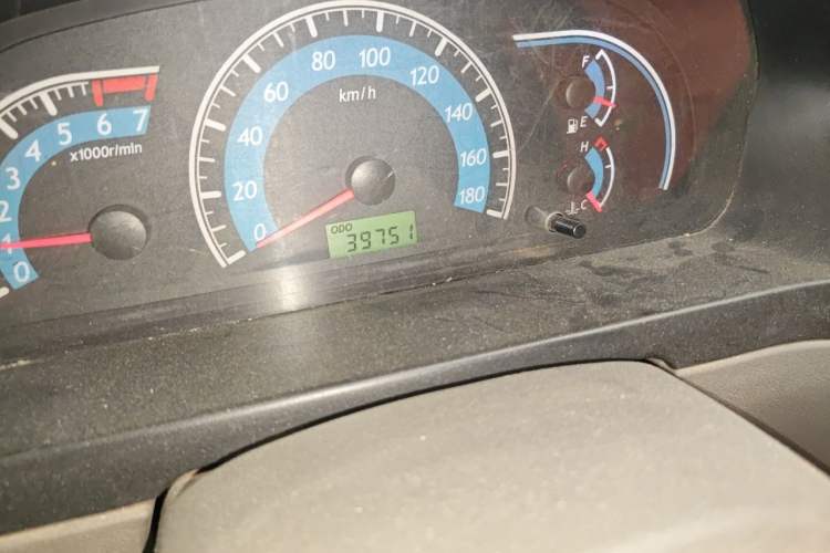 Used FAW Jiabao V70 2011 1.0L Standard Edition DA465QA Odometer Close Up