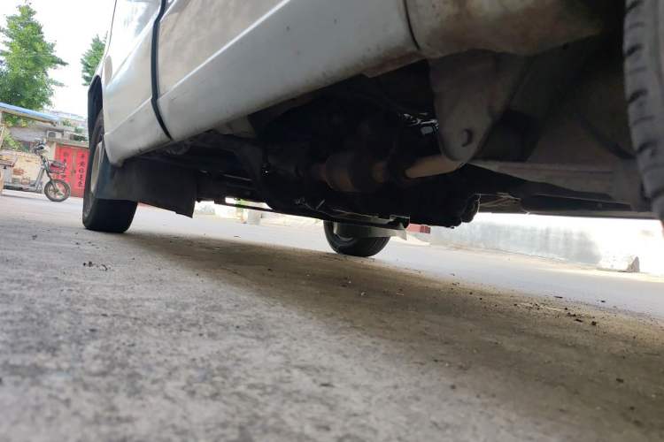 Used FAW Jiabao V70 2011 1.0L Standard Edition DA465QA Chassis Rear Left