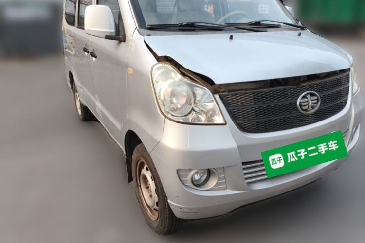Used FAW Jiabao V70 2011 1.0L Standard Edition DA465QA Front Right 45 Deg