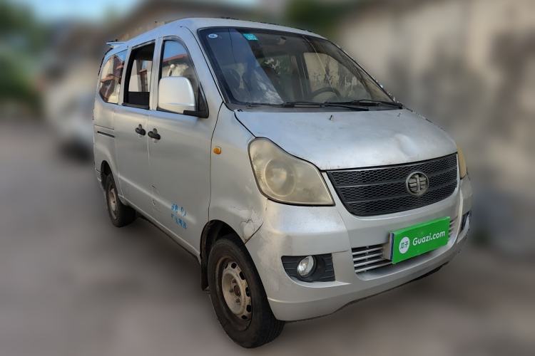 Used FAW Jiabao V70 2011 1.0L Standard Edition DA465QA Front Right 45 Deg