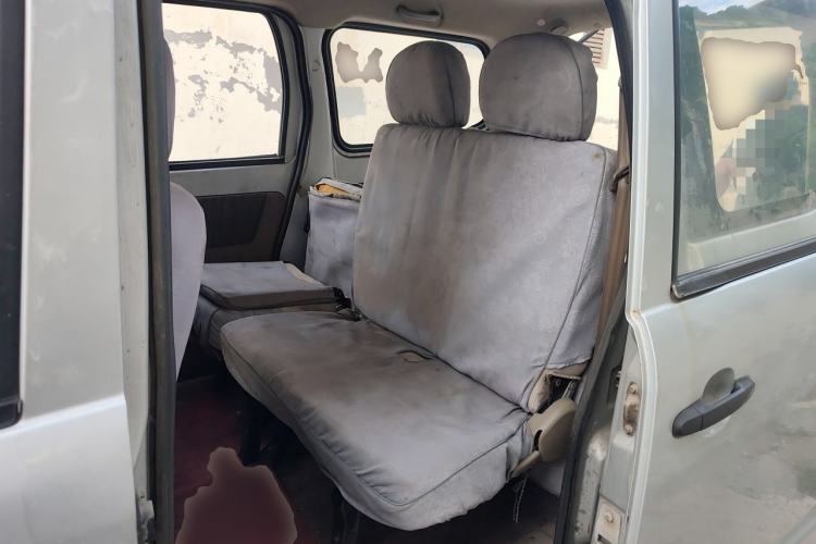 Used FAW Jiabao V70 2011 1.0L Standard Edition DA465QA Left Rear Seat