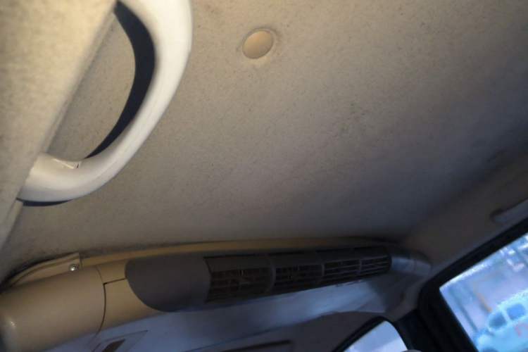 Used FAW Jiabao V70 II 2012 1.0L Standard Version Headliner
