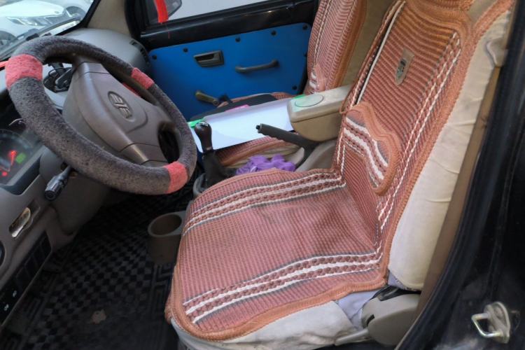 Used FAW Jiabao V70 II 2012 1.0L Standard Version Left Front Seat