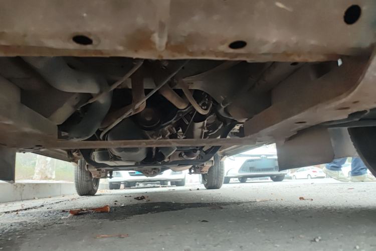 Used FAW Jiabao V70 II 2012 1.0L Standard Version Chassis Front