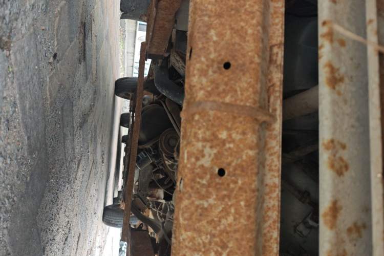 Used FAW Jiabao V70 II 2012 1.0L Standard Version Chassis Front