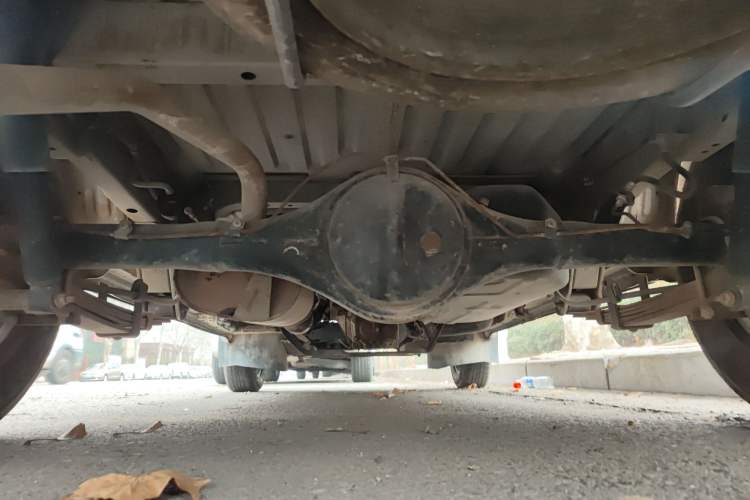 Used FAW Jiabao V70 II 2012 1.0L Standard Version Chassis Rear