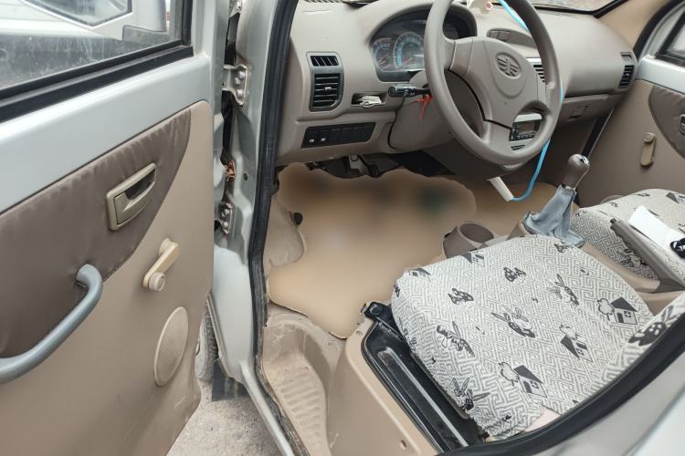 Used FAW Jiabao V70 II 2012 1.0L Standard Version Driver Seat