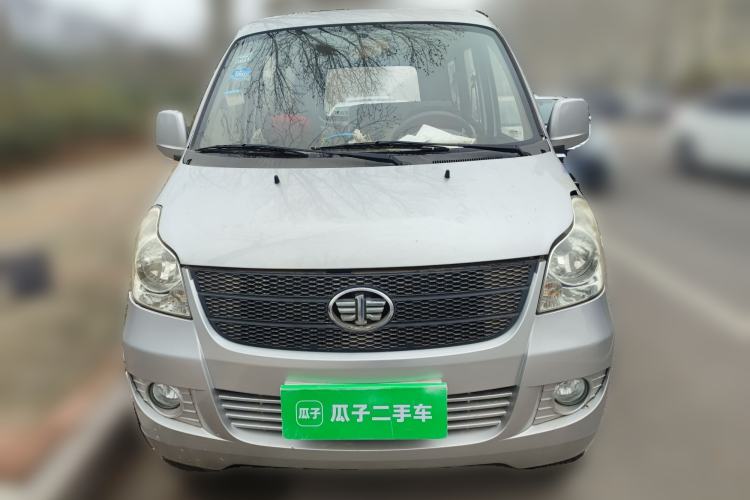 Used FAW Jiabao V70 II 2012 1.0L Standard Version Front