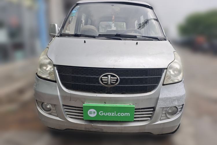 Used FAW Jiabao V70 II 2012 1.0L Standard Version Front