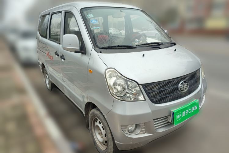 Used FAW Jiabao V70 II 2012 1.0L Standard Version Front Right 45 Deg