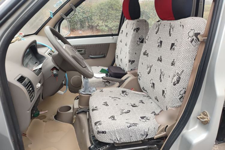 Used FAW Jiabao V70 II 2012 1.0L Standard Version Left Front Seat