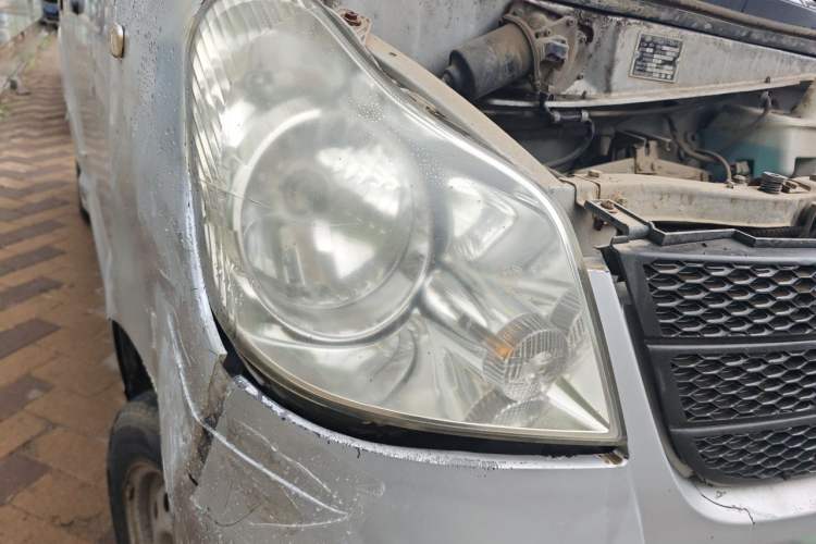 Used FAW Jiabao V70 II 2012 1.0L Standard Version Right Front Headlight