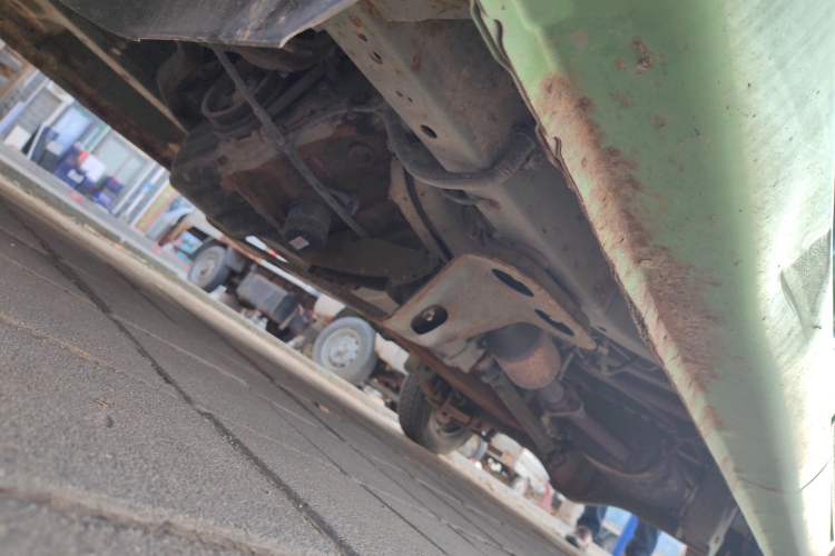 Used FAW Jiabao V75 2015 1.0L Standard Version DAM10AR Chassis Front Left