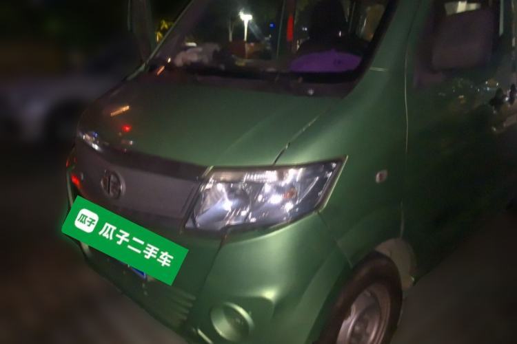 Ojetý FAW Jiabao V75 2015 1.0L Standard Version DAM10AR Guazi used car, China used car export, Used car for sale, Used cars, Cheapest cars for sale