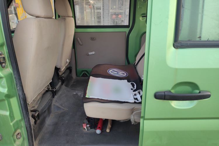 Used FAW Jiabao V75 2015 1.0L Standard Version DAM10AR Left Rear Seat
