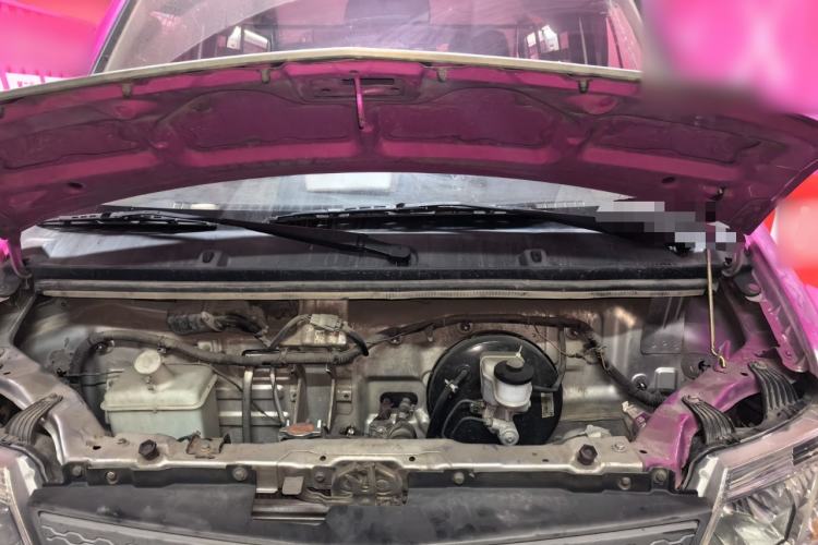Used FAW Jiabao V75 2015 1.0L Standard Version DAM10AR Engine Bay