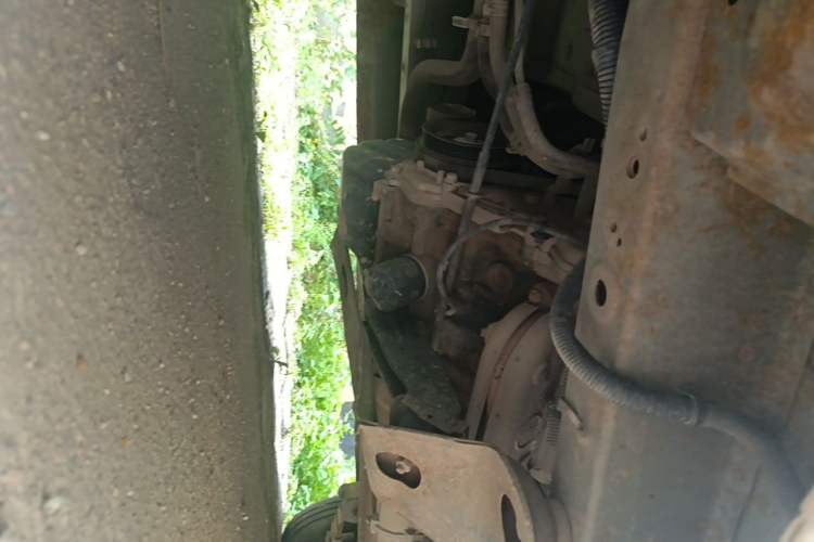 Used FAW Jiabao V75 2015 1.0L Standard Version DAM10AR Chassis Front Left