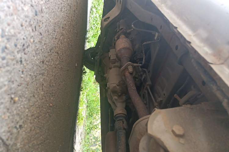Used FAW Jiabao V75 2015 1.0L Standard Version DAM10AR Chassis Rear Left