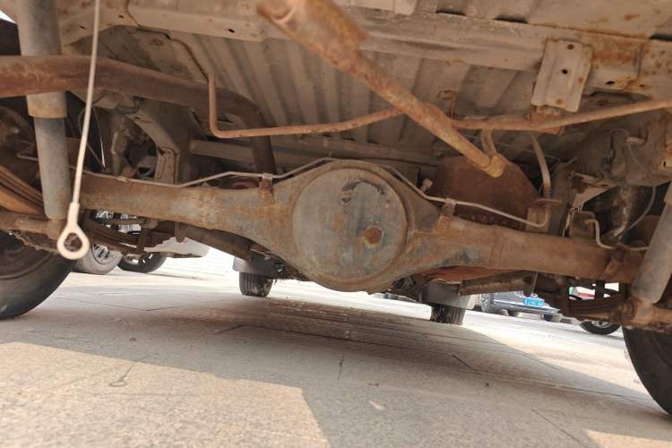 Used FAW Jiabao V75 2015 1.0L Standard Version DAM10AR Chassis Rear