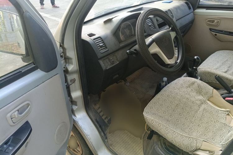 Used FAW Jiabao V75 2015 1.0L Standard Version DAM10AR Driver Seat