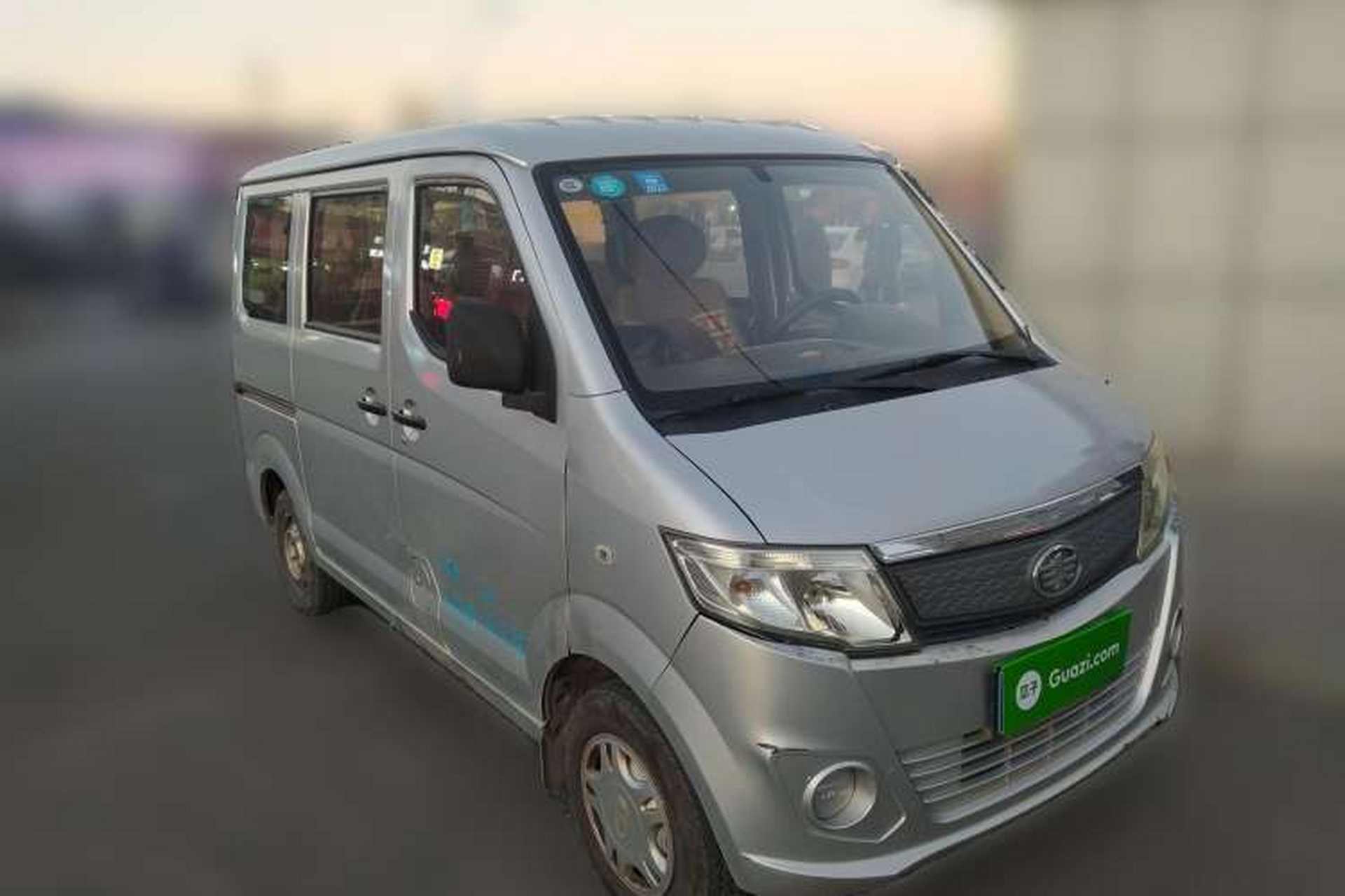 Used FAW Jiabao V75 2015 1.0L Standard Version DAM10AR Front Right 45 Deg