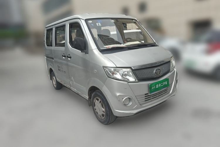 Used FAW Jiabao V75 2015 1.0L Standard Version DAM10AR Front Right 45 Deg