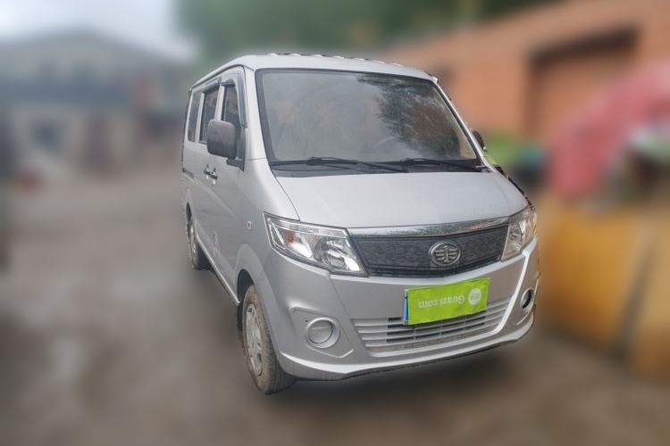 Used FAW Jiabao V75 2015 1.0L Standard Version DAM10AR Front Right 45 Deg