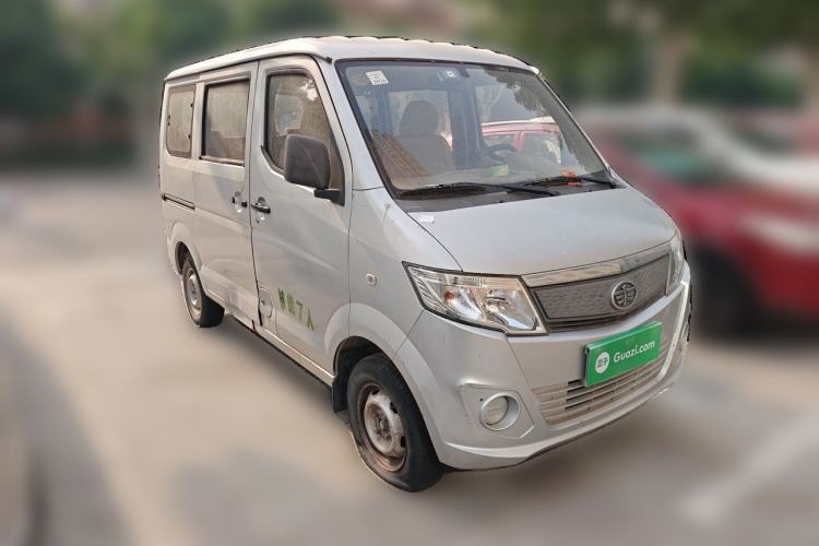 Used FAW Jiabao V75 2015 1.0L Standard Version DAM10AR Front Right 45 Deg