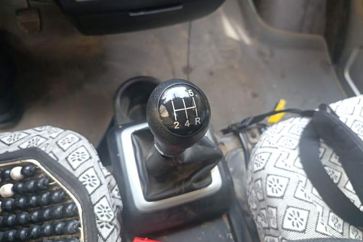Used FAW Jiabao V75 2015 1.0L Standard Version DAM10AR Gear Lever