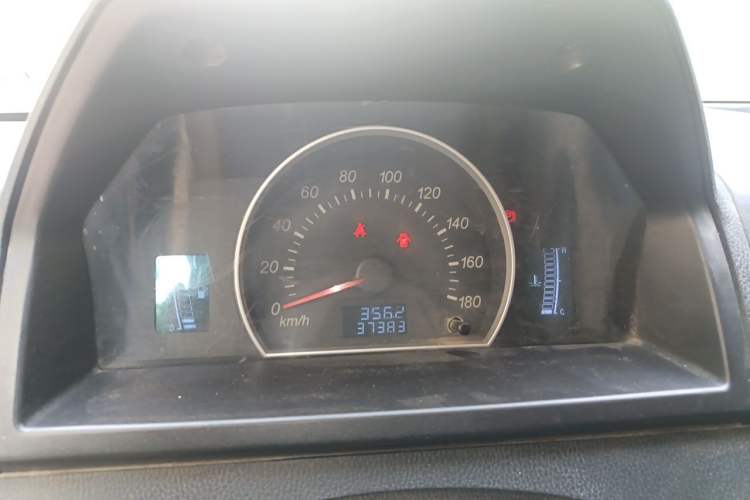 Used FAW Jiabao V75 2015 1.0L Standard Version DAM10AR Instrument Cluster